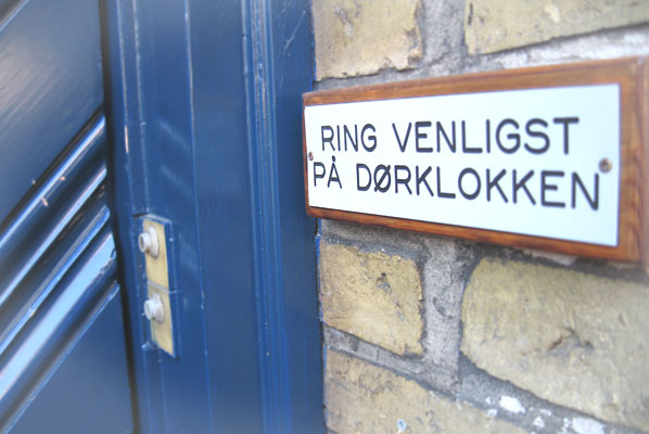 Ring venligst på